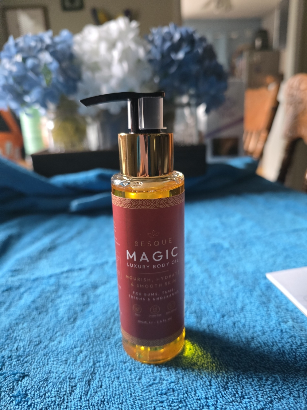 BESQUE Magic Luxury Body Oil 100 mL NWT